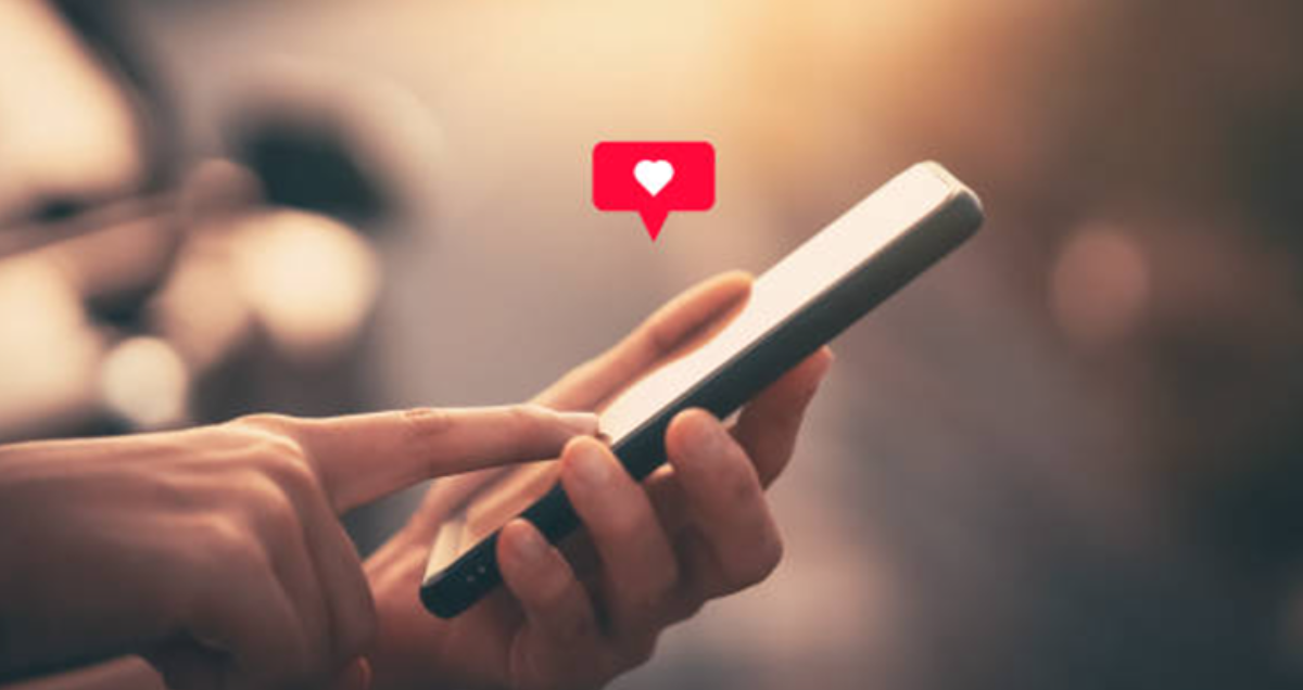 How to Initiate Effective Conversations for Online Dating?