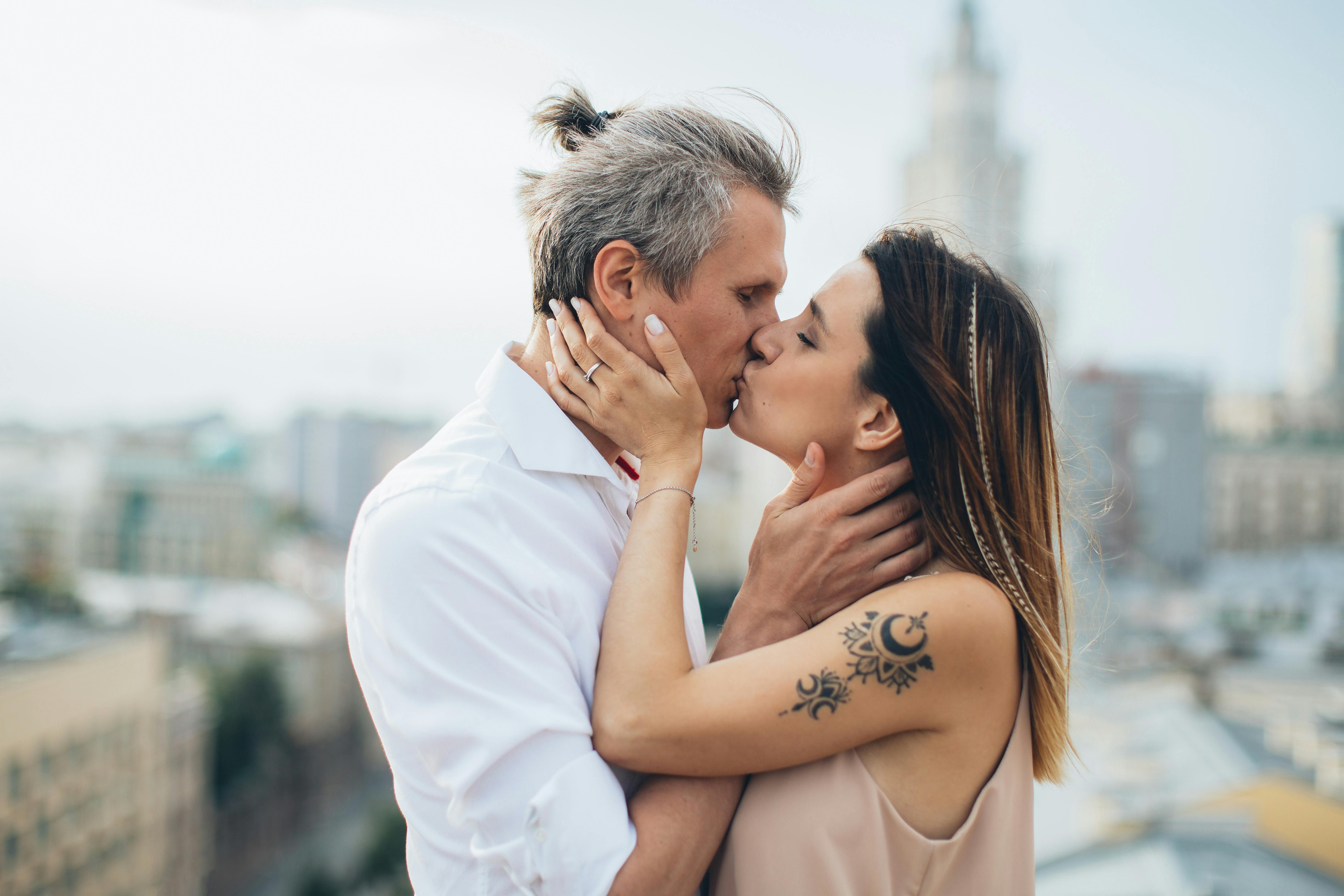 10 Best Free Dating Sites for Older Men (2026) That Actually Lead to Real Dates