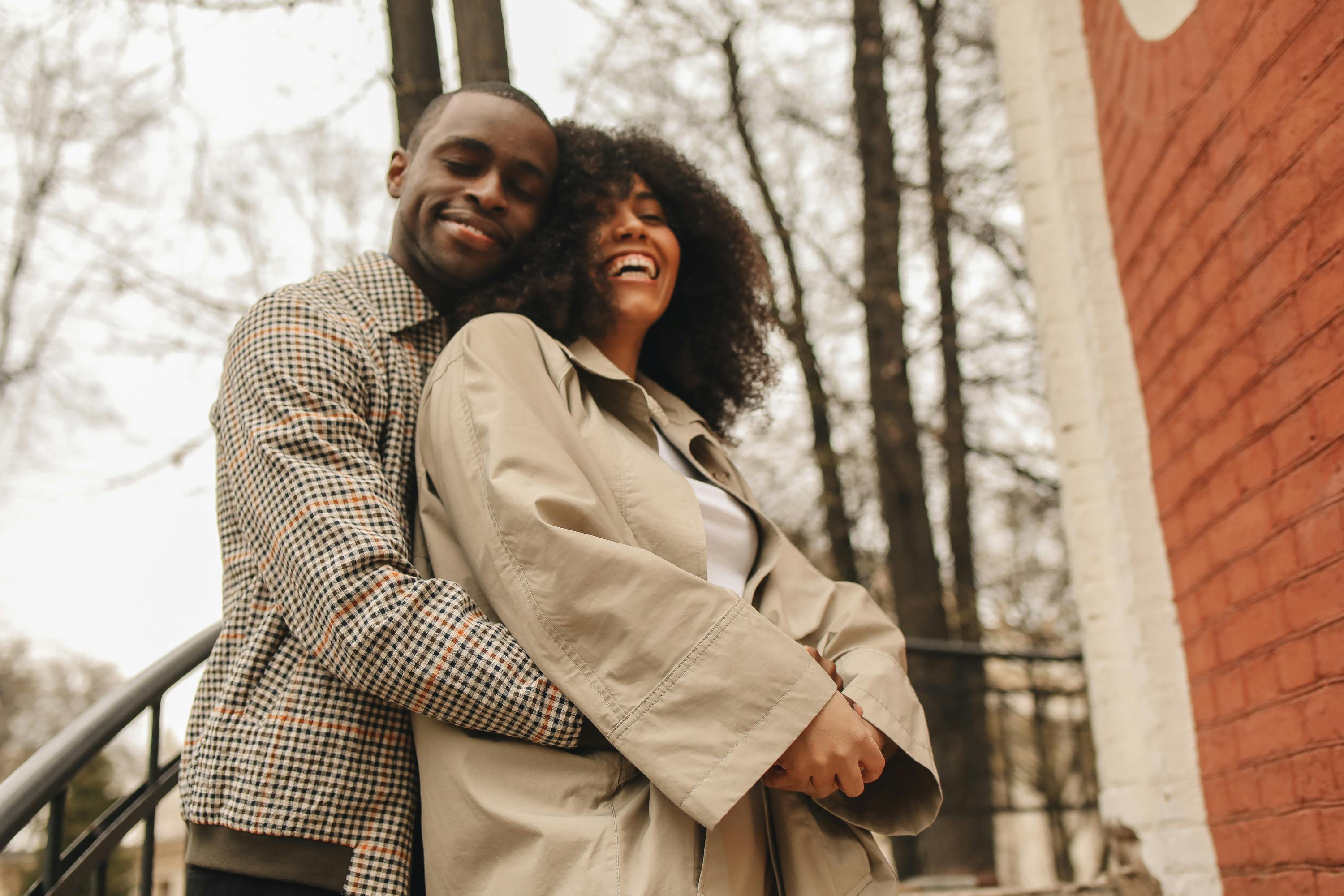 45 Best Conversation Starters Over Text (Funny, Flirty & Not     Awkward)