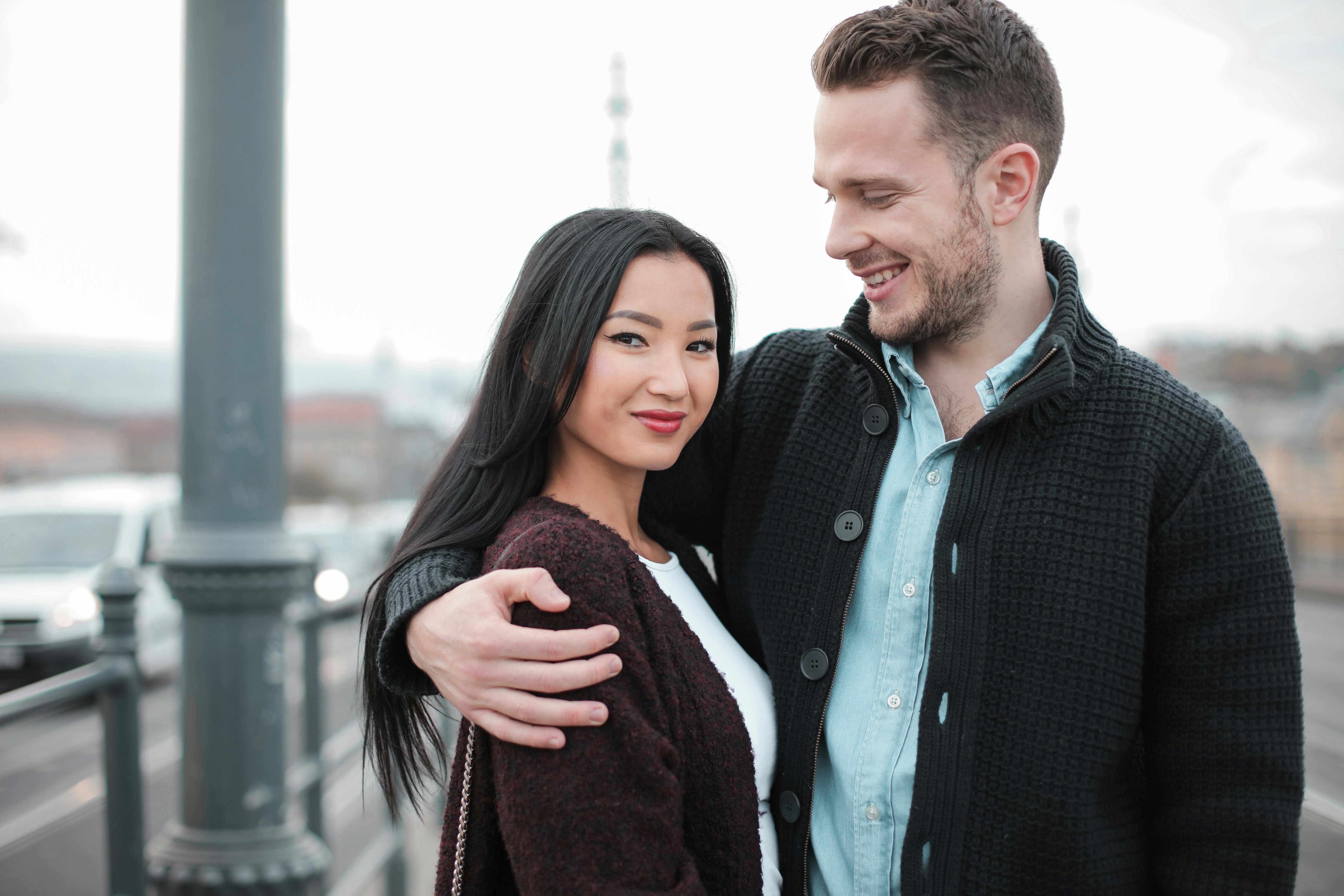 Looking for a Vietnam Dating Service? Meet Real Matches