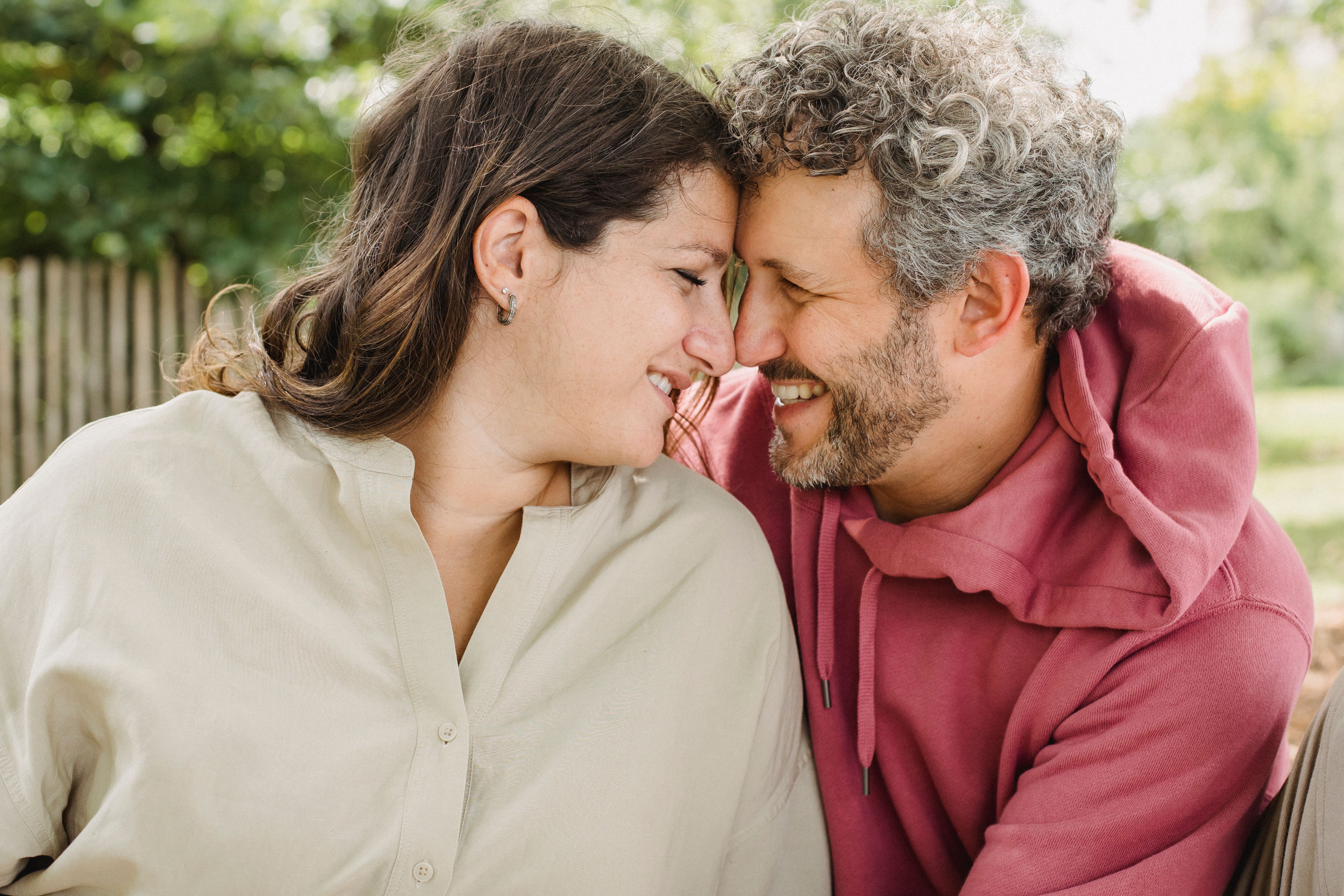 Best Dating Sites for Older Men and Younger Women