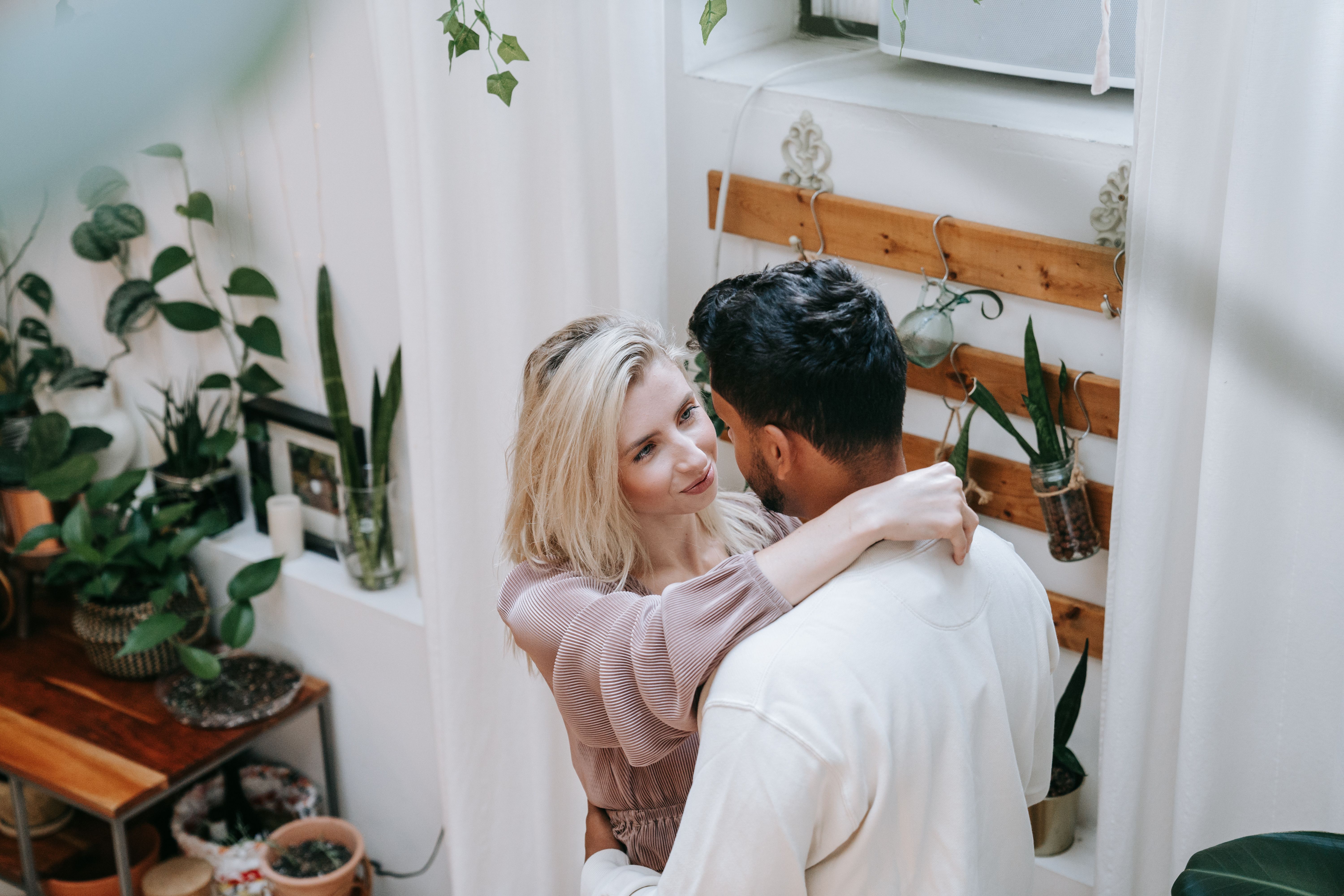 Divorce Dating Sites: Your Guide to Loving Again